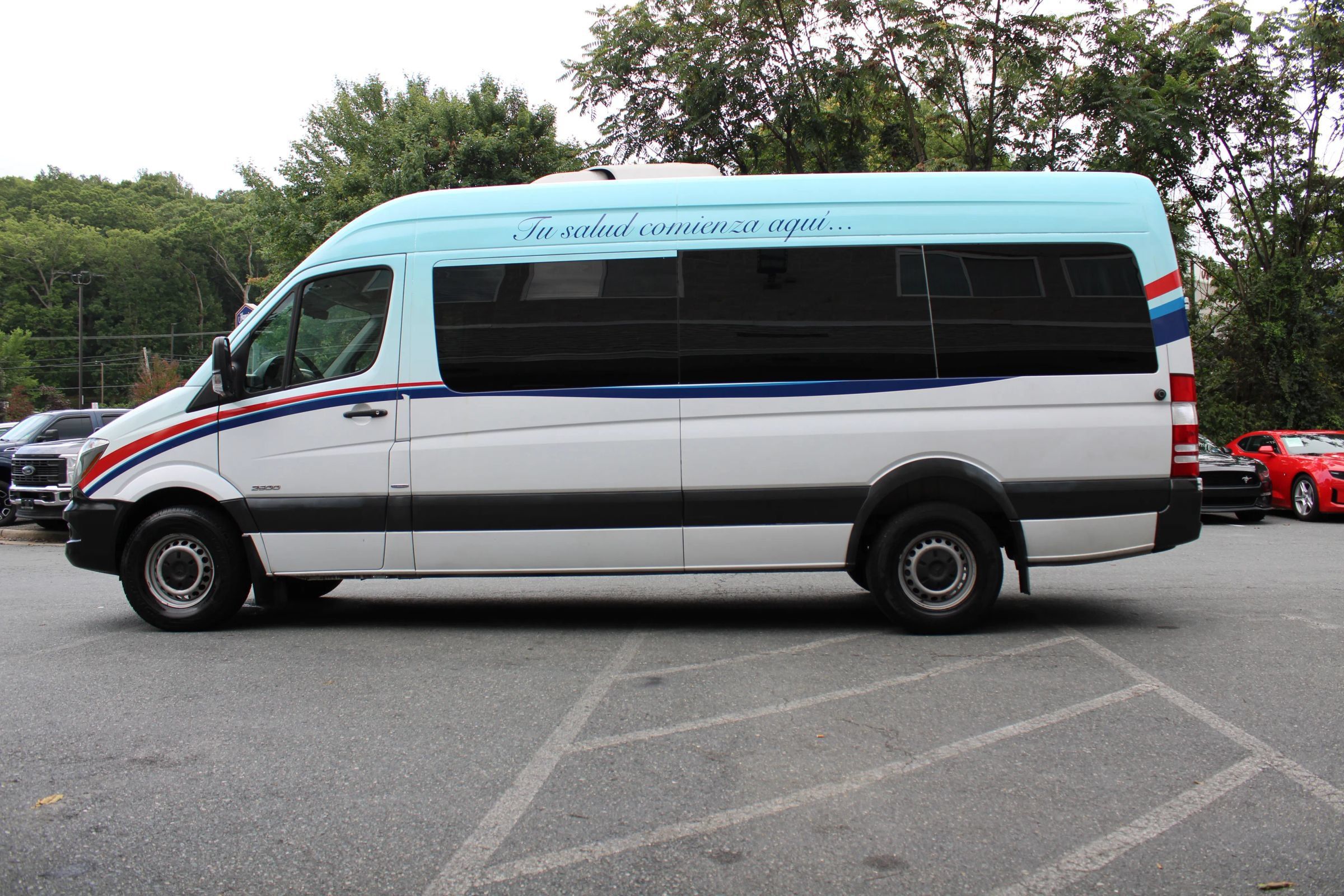 Used 2016 Mercedes-Benz Sprinter 2500 image 26