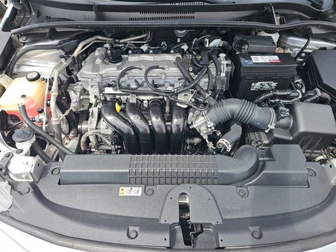Used 2021 Toyota Corolla LE FWD image 16