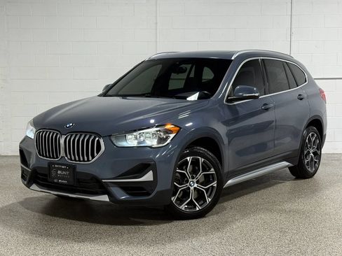 Used 2021 BMW X1 sDrive28i w/ Convenience Package FWD image 2