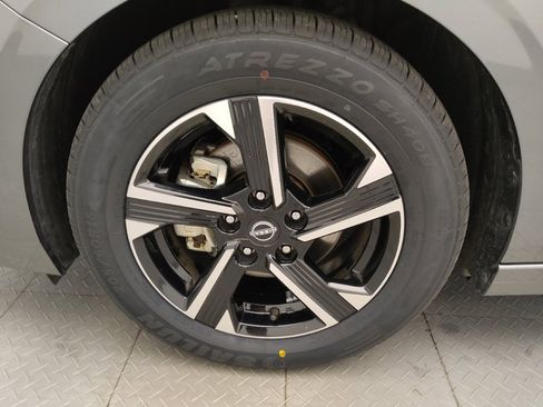 Used 2025 Nissan Sentra SV FWD image 31