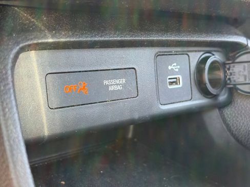 Used 2023 Honda Civic Sport image 9