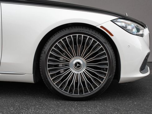 Used 2022 Mercedes-Benz Maybach S 580 4MATIC image 42