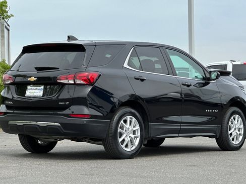 Used 2024 Chevrolet Equinox LT AWD/4WD image 4