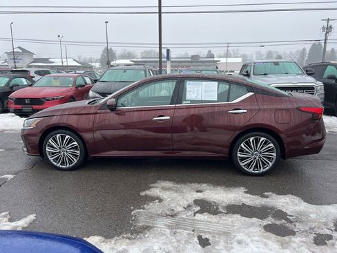 Used 2024 Nissan Altima 2.5 SL image 2