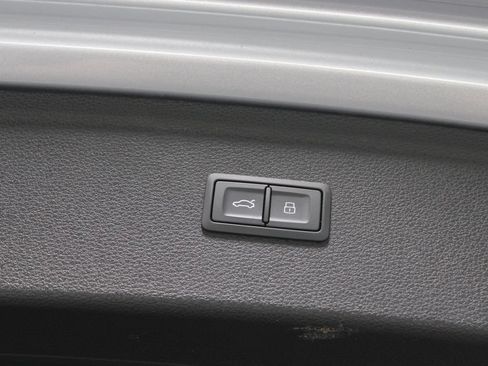 Used 2024 Audi Q5 2.0T Premium Plus AWD/4WD image 16