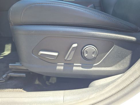 Used 2024 Kia Sportage EX FWD image 16