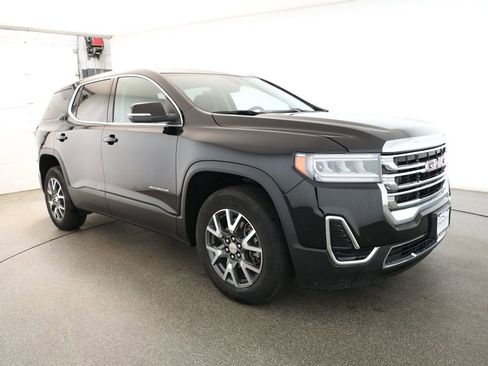 Used 2021 GMC Acadia SLE image 3