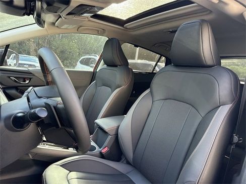 New 2025 Subaru Crosstrek 2.5i Limited w/ Popular Package #3A image 12