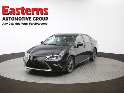 Used 2018 Lexus ES 350 w/ Luxury Package w/Wood Trim FWD image 59