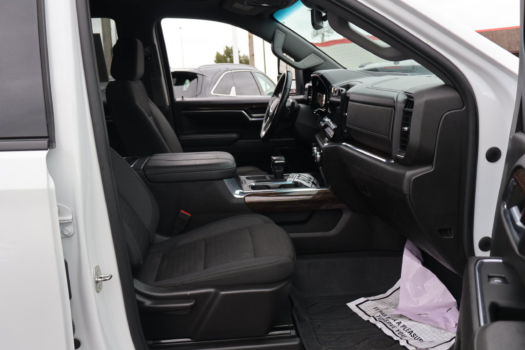 Used 2023 GMC Sierra 1500 Elevation AWD/4WD image 11