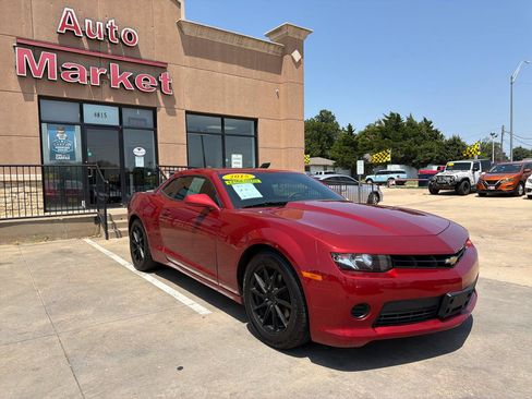 Used 2015 Chevrolet Camaro LS RWD image 3