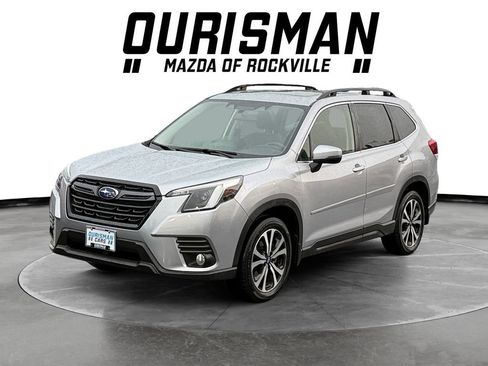 Used 2023 Subaru Forester Limited AWD/4WD image 2