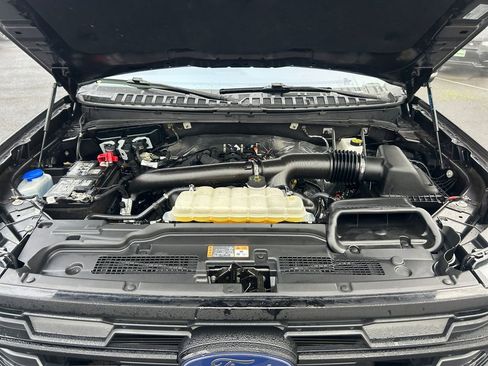 Used 2025 Ford Expedition Max Active AWD/4WD image 30