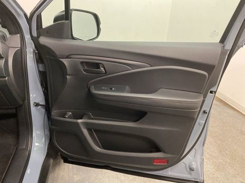 Certified 2023 Honda Passport EX-L image 25