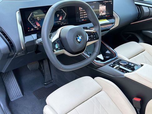 Used 2025 BMW X3 xDrive30i w/ Premium Package image 4