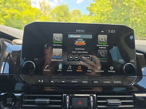 Used 2025 Nissan Pathfinder Platinum w/ Cargo Package AWD/4WD image 30