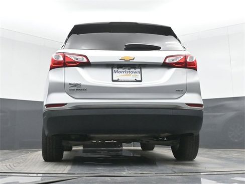 Used 2021 Chevrolet Equinox LS w/ LS Convenience Package image 46