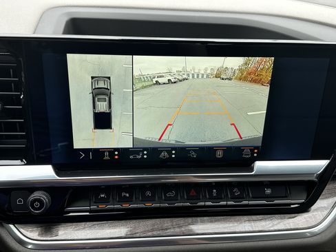 Used 2024 Chevrolet Silverado 1500 LTZ image 26