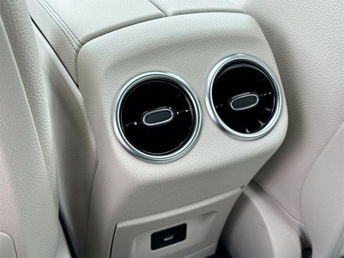 New 2025 Mercedes-Benz CLA 250 image 13