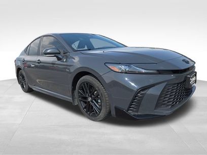 Used 2025 Toyota Camry SE w/ Convenience Package