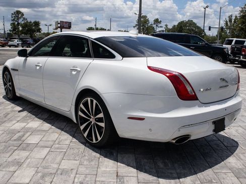 Used 2019 Jaguar XJ L Portfolio RWD image 5