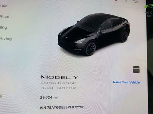 Used 2023 Tesla Model Y Long Range AWD/4WD image 37