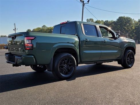 New 2026 Nissan Frontier SV w/ Tow Package image 3