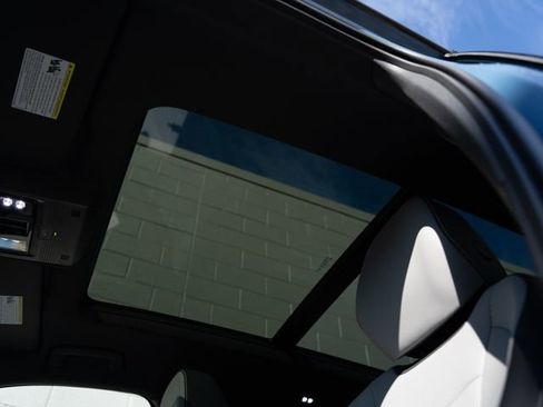 New 2026 Volkswagen Tiguan SE R-Line image 13