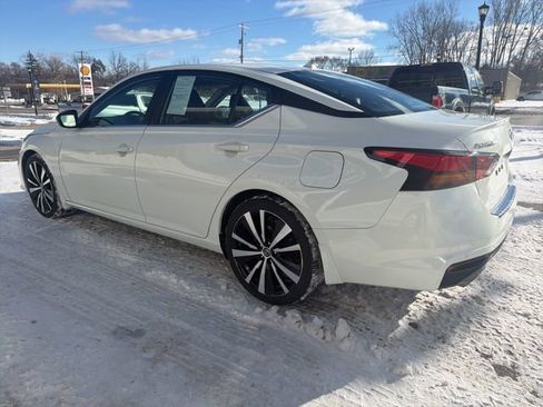 Used 2022 Nissan Altima 2.5 SR FWD image 5
