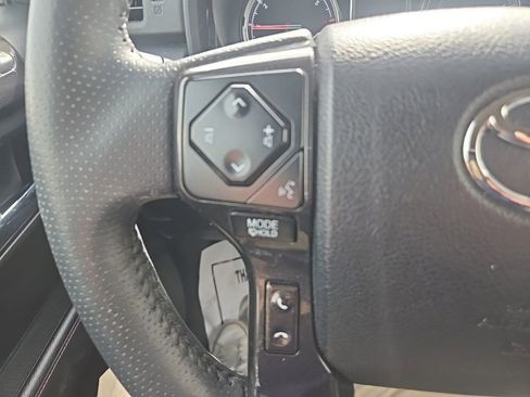 Used 2024 Toyota 4Runner TRD Off-Road AWD/4WD image 16