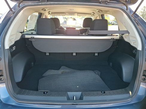 Used 2013 Subaru Impreza 2.0i Premium w/ All-Weather Pkg AWD/4WD image 28