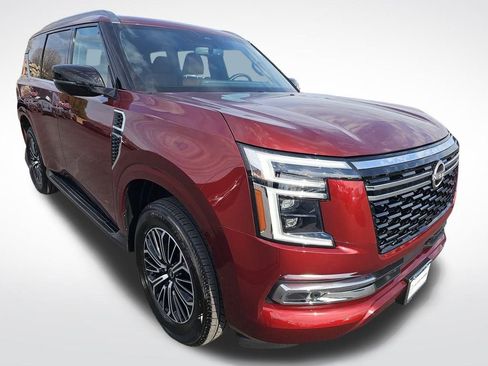 Used 2025 Nissan Armada SL w/ Captain's Chari Seat Package image 13