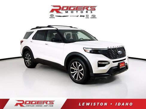Used 2022 Ford Explorer ST image 1