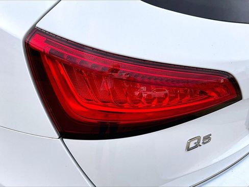 Used 2015 Audi Q5 2.0T Premium Plus w/ Technology Package image 26