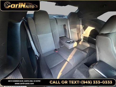 Used 2020 Dodge Challenger SXT RWD image 15