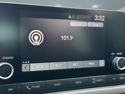 Used 2025 Honda Civic Sport image 21