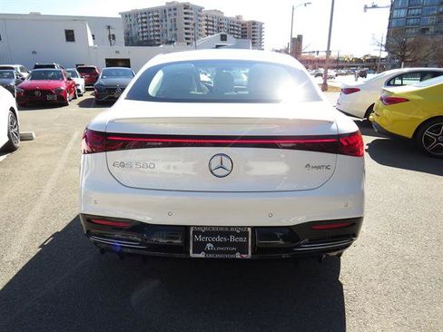 Certified 2023 Mercedes-Benz EQS 580 4MATIC Sedan image 3