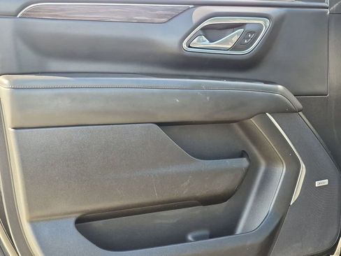 Used 2024 Chevrolet Tahoe LT RWD image 15
