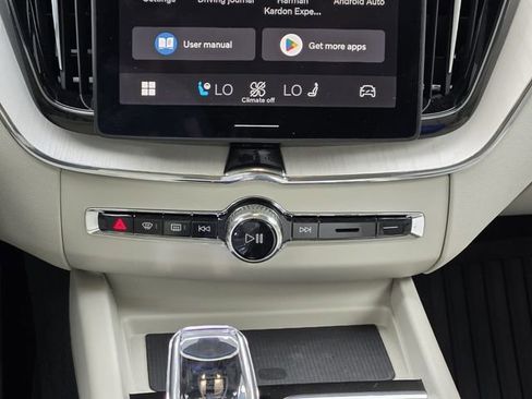 Certified 2026 Volvo XC60 T8 Ultra AWD/4WD image 20