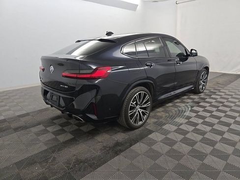 Used 2023 BMW X4 xDrive30i w/ M Sport Package AWD/4WD image 4