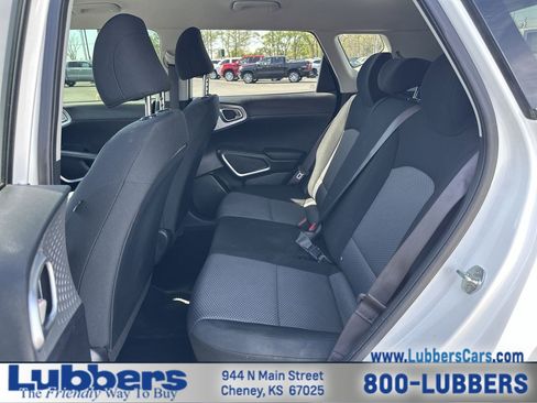 Used 2023 Kia Soul LX FWD image 19