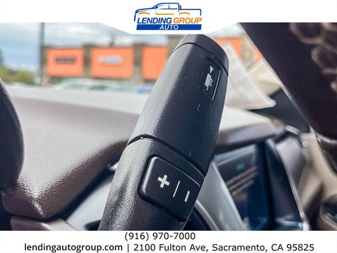 Used 2019 Chevrolet Suburban LT image 19