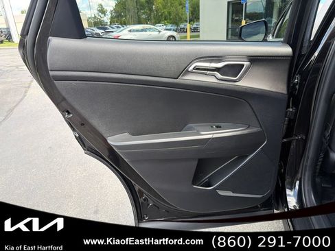 Certified 2023 Kia Sportage LX AWD/4WD image 17