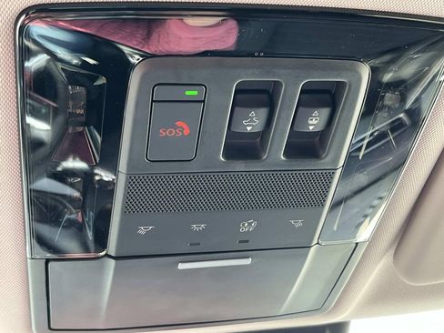 New 2026 Mitsubishi Outlander AWD image 29