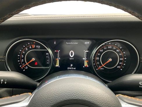 Used 2021 Jeep Gladiator Overland image 20