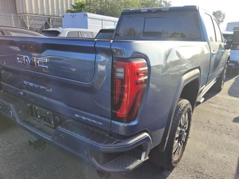 Used 2024 GMC Sierra 3500 Denali Ultimate image 8