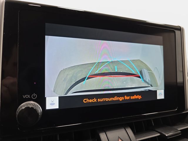 Certified 2025 Toyota RAV4 XLE AWD/4WD image 18