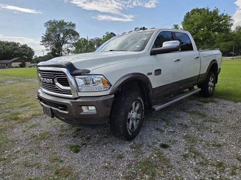 Used 2018 RAM 2500 Longhorn w/ Longhorn Southfork Package AWD/4WD image 3