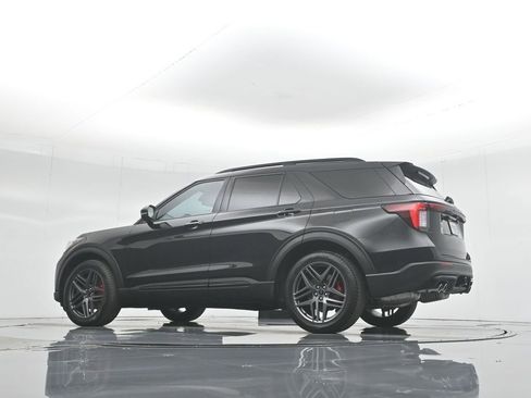 Used 2025 Ford Explorer ST image 56