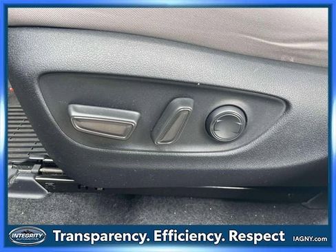 Certified 2022 Toyota RAV4 XLE w/ Convenience Package image 18